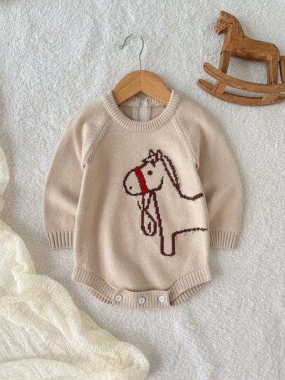 SHEIN Playful Pals 男婴休闲时尚简约可爱卡其色针织连体衣，饰有小马图案，柔软舒适，适合日常穿着，也适合秋冬季节。