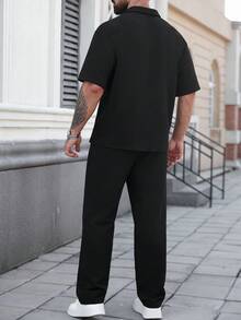 Manfinity Homme Plus Size Men's Checkered Cuban Collar Jacquard Short Sleeve Shirt + Elastic Waist Pants, Ideal Casual Outfit For Vacation, Dining, Dating, Home Or Office