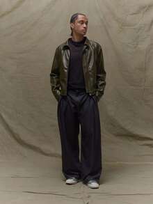 Musero 宽松版型皮革长袖短款隐形门襟皮夹克秋季秋冬 - 軍綠色 - 查看 5