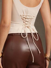 L'Amorae 女士轮廓针织拉链前束身背心 - 杏色 - 查看 5