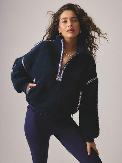 Aralina Chaqueta de forro polar con cremallera media, estampado floral, suave y esponjosa, con cordón interno para gimnasio, entrenamiento, aeropuerto y uso informal en otoño/invierno