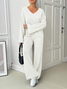 EURMUSE Women V-Neck Flare Sleeve Detailed Sweater And Pant Set - Cream - View 5