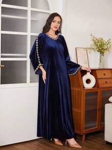 Al Najma 海军蓝色奢华天鹅绒刺绣优雅长袖连衣裙，适合正式场合，秋冬季 - 寶藍色 - 查看 3