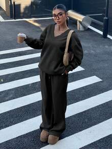 SHEIN EZwear Bộ 2 áo nỉ rộng rãi cổ chữ V chất liệu nỉ mềm mại co giãn và quần nỉ cho nữ, màu xám than, thu/đông - Màu xám đen - Xem 5