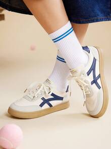 CUCCOO EASI 女士圆头平底休闲运动鞋、通勤和训练鞋、白色鞋子 - 藍色 - 查看 8