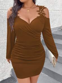 SHEIN Clasi Plus Size Solid Color Minimalist Daily Wear Off-Shoulder Long Sleeve Dress - Yellow - View 5