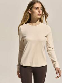 Easithlete 女式长袖运动户外衬衫速干透气上衣轻便防紫外线健身跑步训练上衣杏色带侧口袋 - 杏色 - 查看 4