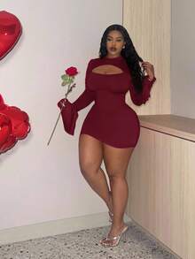 Veslaya Slayr Plus Size Sexy Red Hollow Out Bodycon Dress With Flare Sleeves, Revealing Chest Design/Christmas - Burgundy - View 4