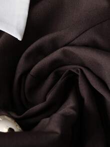 SHEIN Clasi Ensemble 2 pièces grande taille pour femmes : Top élégant de navettage à manches longues 2 en 1 et jupe trapèze assortie avec grands boutons décoratifs, convient pour le printemps, l'été, l'automne et l'hiver