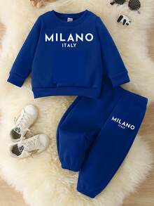 2 件套男婴休闲简约字母图案印花圆领运动衫和慢跑裤套装婴儿运动服 MILANO 运动衫套装 - 寶藍色 - 查看 4