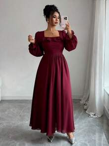 Modelyn Französisches Design Kleid mit quadratischem Ausschnitt, Rüschensaum und geraffter Taille im A-Linie Stil für Frauen