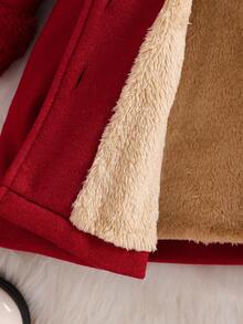 SHEIN 女宝宝纯色蓬松翻领3D蝴蝶结羊毛混纺连衣裙。领口和袖口采用蓬松面料，时尚大方；门襟纯色纽扣简约高端；腰部3D蝴蝶结可爱俏皮，A字廓形适合不同体型的宝宝。无论是玩耍还是拍照，都能让宝宝成为最吸睛的小公主。 - 紅色 - 查看 4