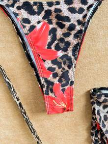 SHEIN Swim Conjunto de traje de baño para mujer del Festival de Música 2025, con patchwork de estampado de leopardo y floral