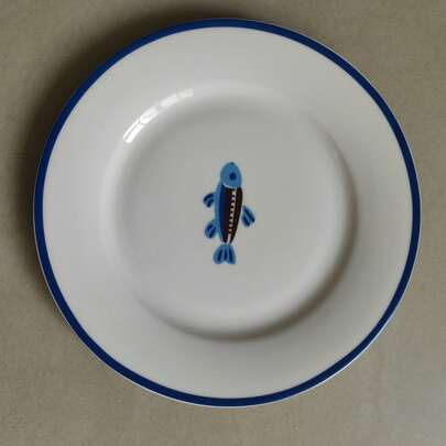 1 Ceramic Plate, For The Kitchen, With A Small Fish Pattern On The Plate, Suitable For Different People To Use