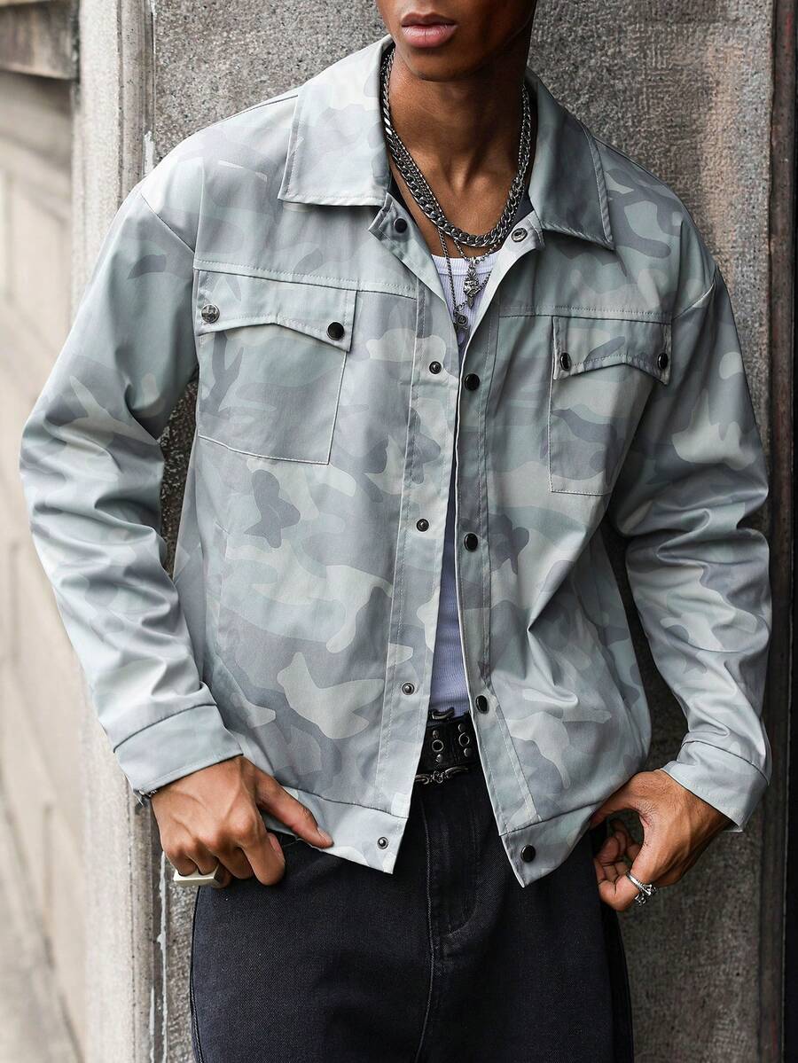 Manfinity LEGND 年轻休闲翻领迷彩绿色男士夹克和外套 - 綠色 - 查看 1