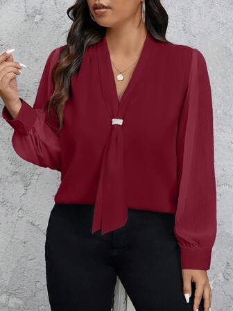 SHEIN Privé Plus Size Dam Pärlkrage Dekoration Vit Chiffong Textured Workwear Commuter Everyday Office Shirt
