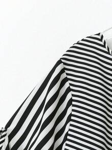 SHEIN CURVE+ Elegancka sukienka maxi w stylu casual retro resort w stylu uniwersalnym w paski z kwiatowym wzorem, okrągły dekolt, paski, patchwork, wiązanie, krótki rękaw, linia dołu w kształcie litery W, czarno-biała, rozmiar plus