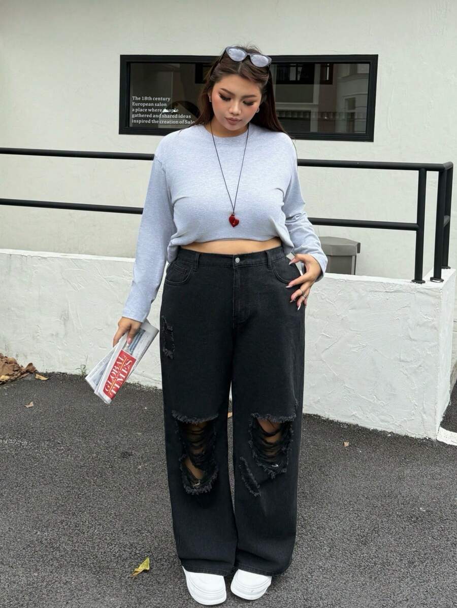 SHEIN CURVE+ Plus Size Women Street Style Fashion Distressed Pocket Denim Jeans Y2k Plus Size Ripped Jeans - Black - View 1
