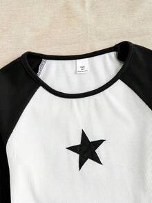 SHEIN Áo thun cổ tròn tay dài in họa tiết ngôi sao năm cánh cổ điển dành cho bé gái tuổi mới lớn - Đen và trắng - Xem 3