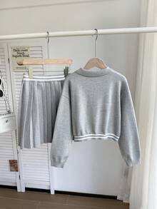 青少年女孩休闲运动风格字母图案落肩宽松毛衣和褶皱毛衣裙套装，秋冬 - 灰色 - 查看 2