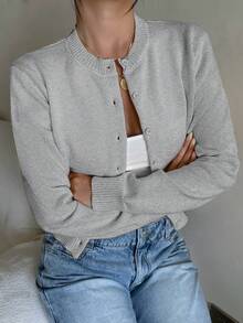 SHEIN 青少年女孩針織開襟衫 休閒純色圓領長袖寬鬆短版女款開襟毛衣，保暖舒適，慵懶時尚，日常通勤秋冬服飾 - 灰色 - 查看 8