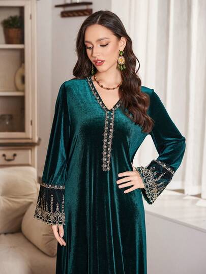 Al Najma Rochie elegantă, lejeră, din catifea, cu broderie aurie, stil luxos, potrivită pentru ocazii formale în toamnă/iarnă