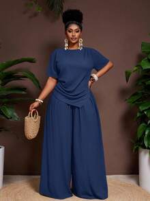 Veslaya 加大码纯色不对称下摆垂坠短袖上衣和阔腿裤优雅两件套 - 水鴨藍 - 查看 7