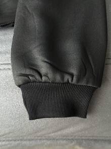 SHEIN 少女款深黑色短款卫衣，高腰长袖休闲简约纯色卫衣，适合日常休闲穿着，秋冬季黑色毛衣，黑色长袖卫衣，纯色卫衣，黑色短款卫衣，纯黑色卫衣，黑色毛衣，黑色服装搭配，长袖卫衣（无图片） - 黑色 - 查看 5
