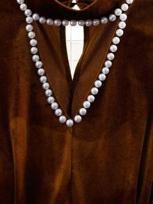 GlowEve Đầm dài tay màu nâu công sở dáng chữ A xếp ly nhung eo cho nữ, trang trí ngọc trai, vừa vặn, thanh lịch, thời trang đi làm hàng ngày, phong cách Pháp, cổ điển, đa năng, tiệc Giáng sinh, năm mới, ngày lễ, công sở, mùa thu/đông - màu nâu - Xem 4