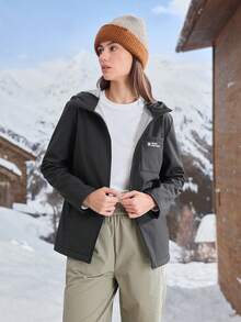 In My Nature 女士字母印花连帽防水户外休闲外套徒步上衣，女士户外服装徒步服 - 黑色 - 查看 4