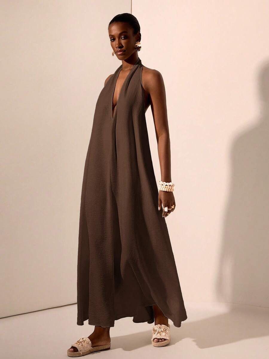 Zivah Hàng mới về Xuân/Hè 2025, Lễ hội âm nhạc, Lễ Phục sinh, Ngày lễ Thánh Patrick, Phong cách phương Tây, Du mục, Tiệc sinh nhật, Tốt nghiệp, Đại học, Sinh viên, Thường ngày, Cơ bản, Giải trí, Kỳ nghỉ, Du lịch du thuyền, Bãi biển, Tắm nắng, Thời trang, Thời trang đường phố, Khách dự tiệc cưới, Phong cách Bohemian, Đi làm, Ăn trưa, Trang phục sân bay, Váy maxi cổ chữ V sâu buộc dây họa tiết màu trắng, Váy maxi hở lưng