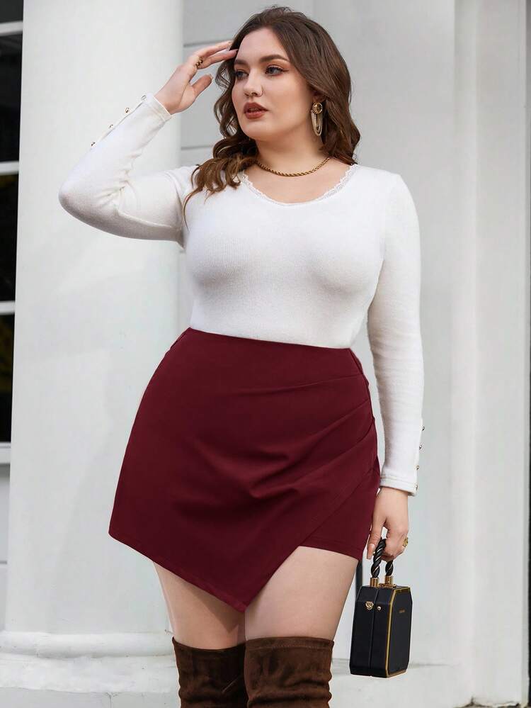 SHEIN Privé 大码女式休闲纯色短裤 - 酒紅色 - 查看 3