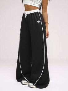 Sparklyn 秋冬必备！女童直筒裤，采用优质卫衣面料，柔软舒适。直筒设计，修饰腿部线条，时尚百搭，保暖一整个冬天，是女童秋冬装的完美之选。