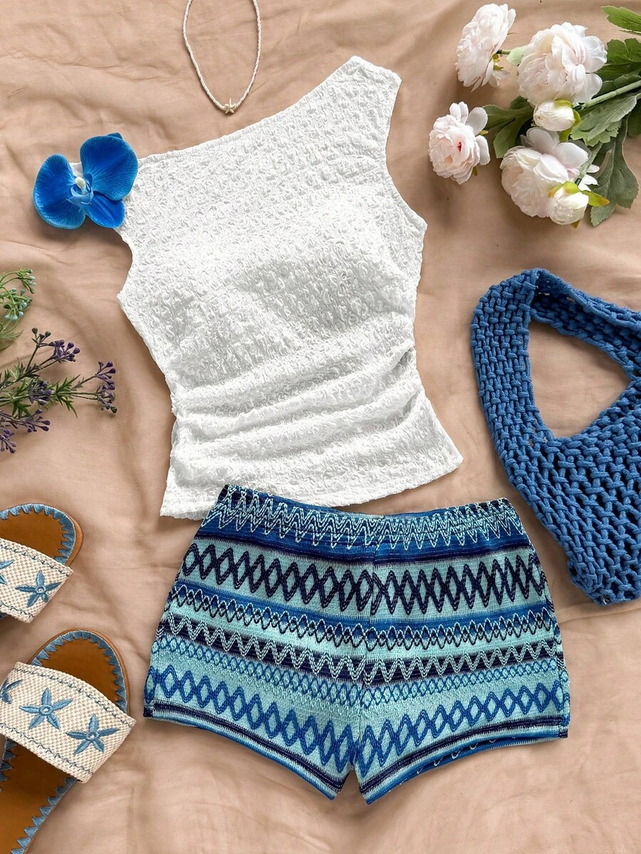 Soleia Plus Size Casual Vacation Western Beach Wedding Guest Attire Graduation Brunch Women's St. Patrick's Day Spring Break Easter Music Festival Elegant Boho Tropical Floral Halter Neck Camisole Top And Colorful Striped Shorts 2-Piece Set