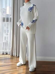 EURMUSE Women 3d Floral Embroidery Sweater Co-Ord Set - White - View 4