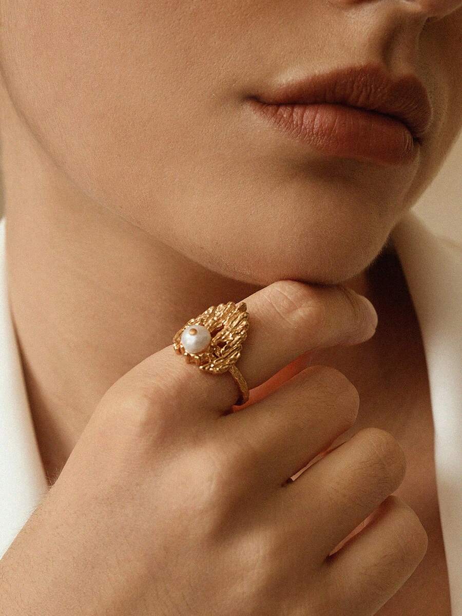 Opalesca 18k 镀金爱心纹理戒指、节日、度假、派对、优雅、高级、珍珠、适合妈妈/女士/女孩/母亲、秋季/秋/冬、服装、老钱、高级、珍珠、优雅、仙女/仙女 - 金色 - 查看 1