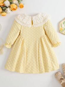 SHEIN Vintaside Kids 女孩甜美公主风格刺绣彼得潘领长袖不对称下摆提花面料连衣裙，时尚派对、生日、节日，适合所有季节 - 黃色 - 查看 3