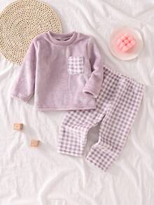 女婴毛绒格子长袖上衣和裤子舒适睡衣套装