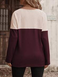 INAWLY Damen Farbblock Rundhals Langarm Oversize T-Shirt, mit dekorativen Knöpfen und strukturiertem Karostoff, Herbst/Winter Grafik T-Shirts Damen Tops für Frühlingsoutfits