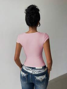INAWLY Lace Trim Fitted Cropped T-Shirt - Baby Pink - View 2