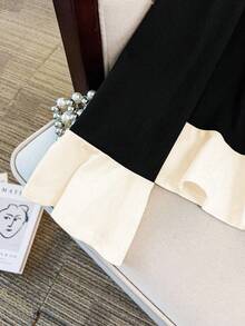 GlowEve CURVE 大码女式优雅休闲荷叶边撞色长袖 T 恤，圆领喇叭袖，纽扣装饰，简约剪裁设计上衣 - 杏色 - 查看 6