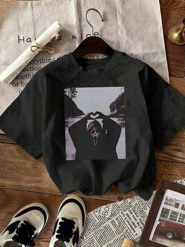 EMERY ROSE Retro 90s Halloween Ghost Face Heart Hand Short Sleeve T-Shirt, Horror Movie T-Shirt, Funny Ghost Face T-Shirt, Plus Size Solid Color Round Neck Short Sleeve Simple T-Shirt, Casual Daily Wear, Halloween T-Shirt, Women's Clothing
