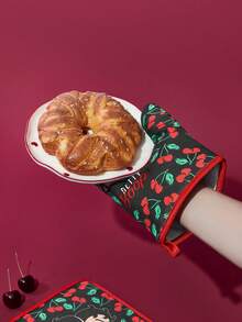 Betty Boop x SHEIN 樱桃红厨房隔热套装 烤箱手套/隔热垫 厨房烘焙必备 有效隔离热源 单/组合 - 彩色 - 查看 9