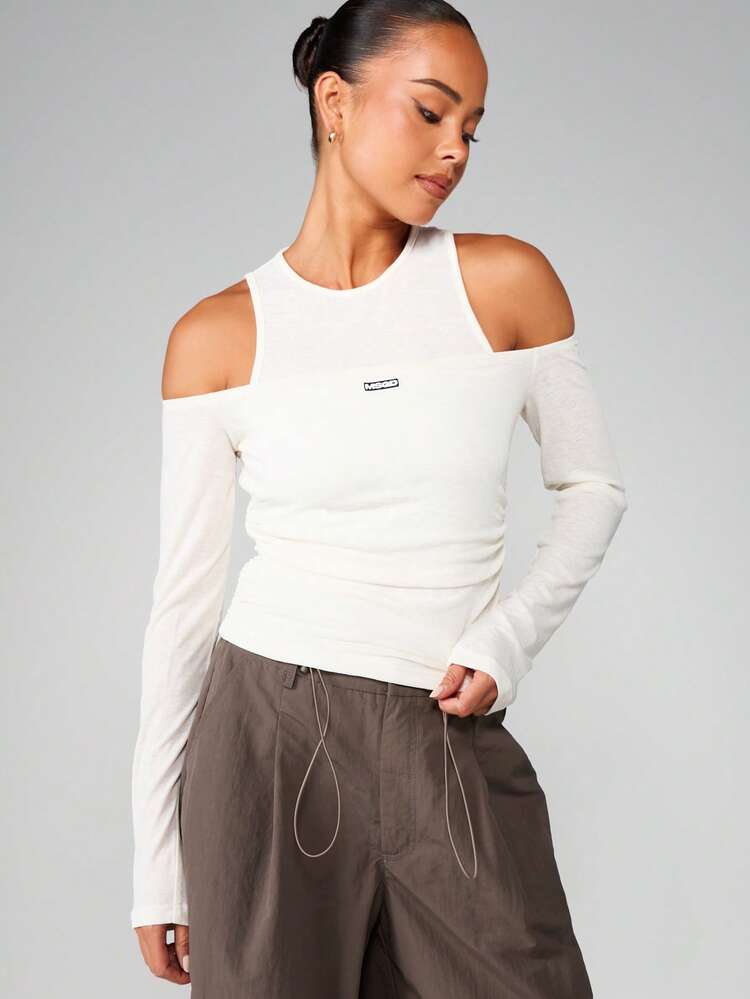 MISSGUIDED Double Layer Cold Shoulder Long Sleeve Vest Top With Cut Out Details For Casual Everyday Wear