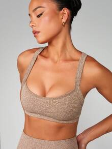 MISSGUIDED Sujetador deportivo con espalda cruzada y tirantes anchos, de punto acanalado, con soporte atlético para un estilo de vida activo y entrenamiento - Caqui - Ver 1