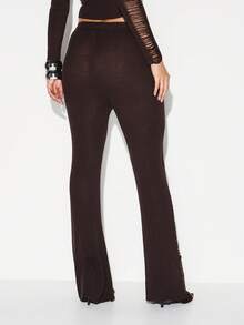 KIZN 做旧罗纹针织喇叭裤，带有梯形镂空细节，适合节日服装 - 棕色 - 查看 2