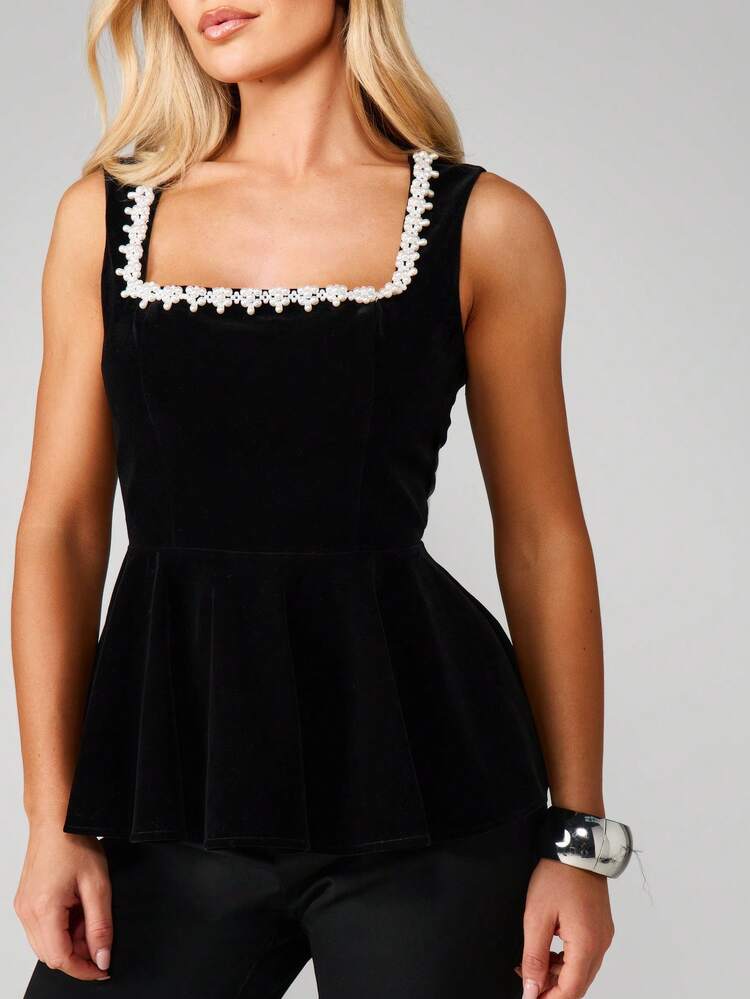 MISSGUIDED Christmas Square Neck Peplum Velvet Top With Lace Trim Detail For Elegant Evening Occasions