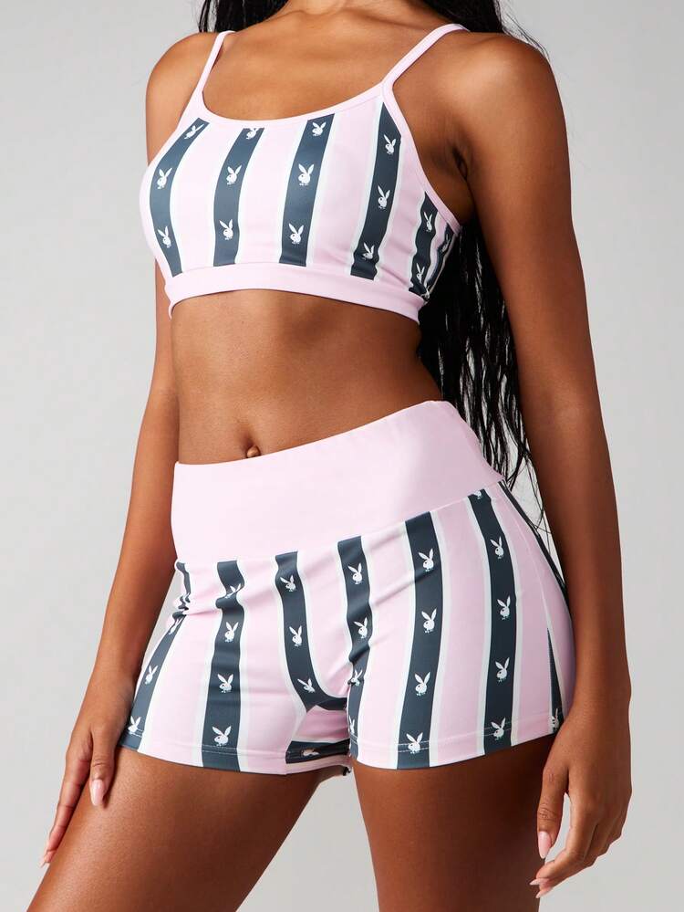Missguided x Playboy Ensemble brassière et short rayés avec imprimé pour la tenue d'été