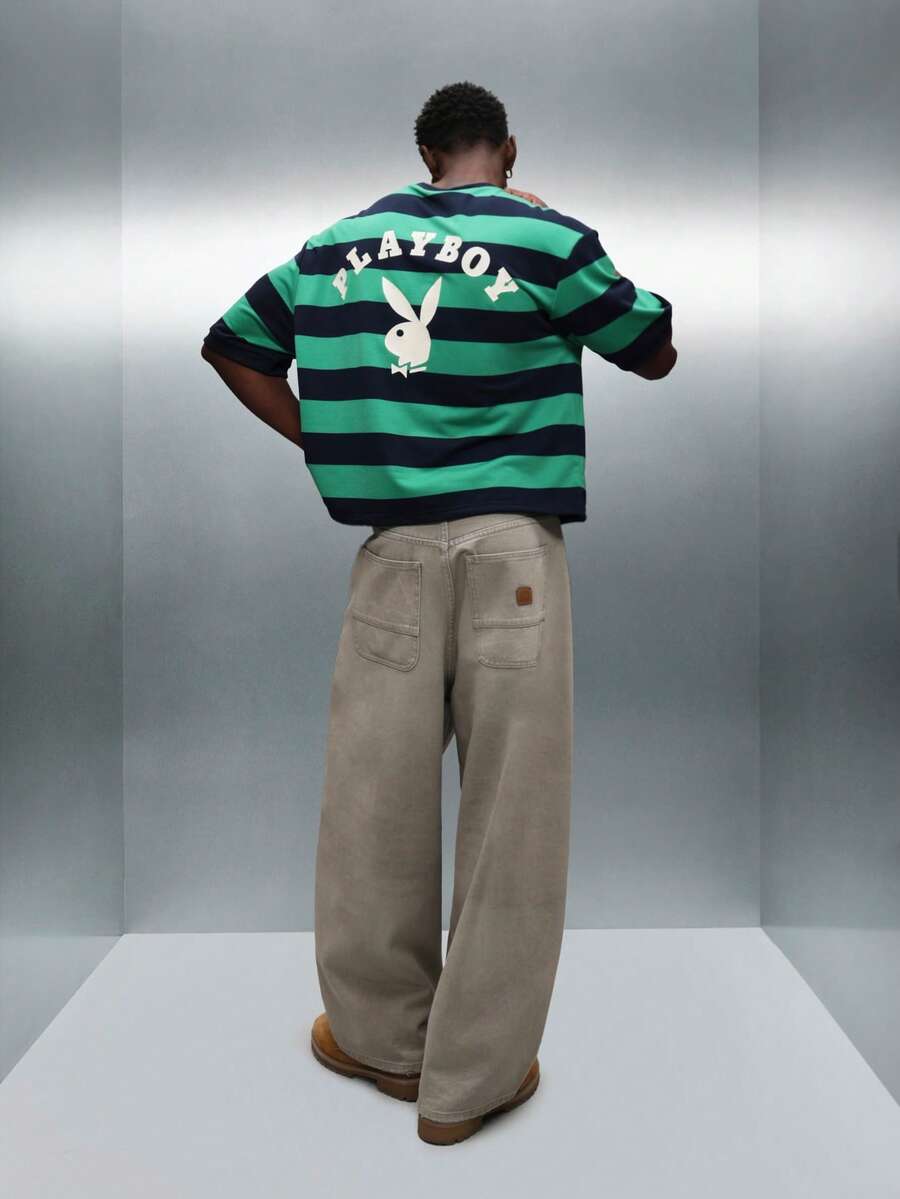 PLAYBOY X SUMWON Kurz geschnittenes, retro-horizontales gestreiftes T-Shirt mit Rundhalsausschnitt und kurzen Ärmeln