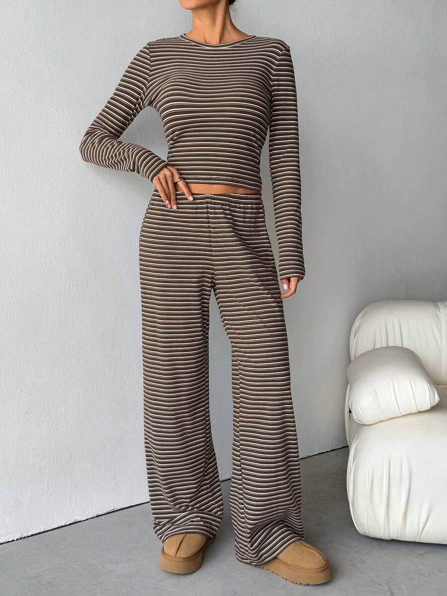 SHEIN Tall Bộ đồ ngủ mặc nhà thường ngày dành cho nữ, gồm áo thun sọc cổ tròn tay dài và quần ống đứng sọc rộng rãi, thích hợp mặc hàng ngày, thể thao, thu đông, quần áo trở lại trường học, bộ đồ hai mảnh sọc nâu - màu nâu - Xem 1